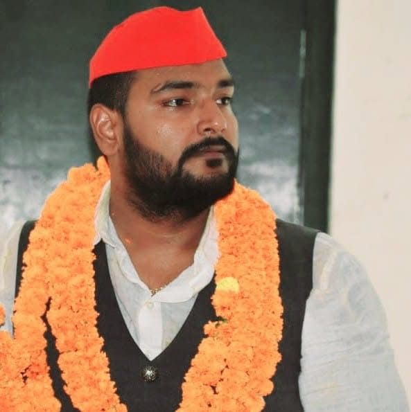 पति के इलाज के लिए दलित महिला ने लगाई गुहार, राजकुमार पांडेय बने मददगार