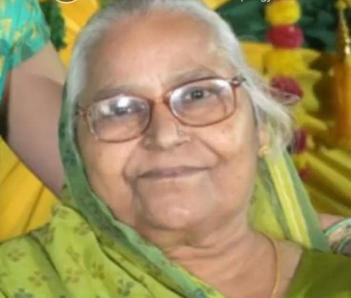 समाजसेवी ज्ञानेश पाण्डेय को मातृ शोक