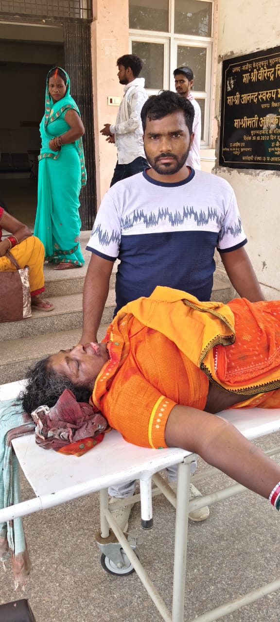 सड़क हादसे में बाइक सवार महिला की मौत, अज्ञात वाहन चालक पर मुकदमा दर्ज